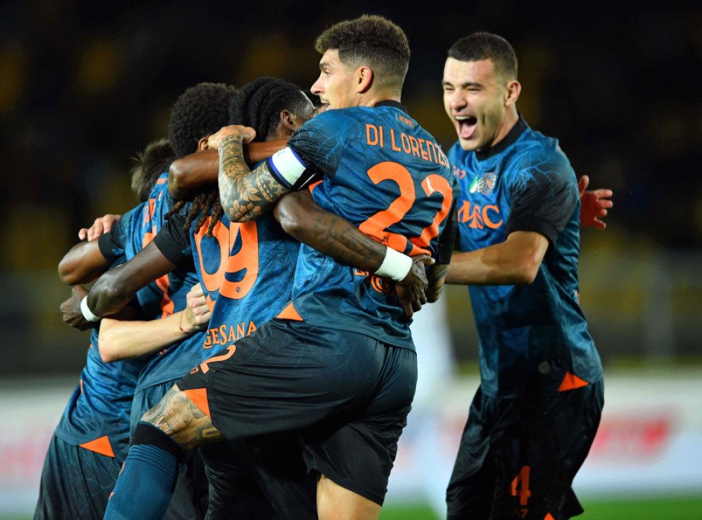 Fudbaleri Napolija pobedili Leće, Vanja Milinković-Savić odbranio penal