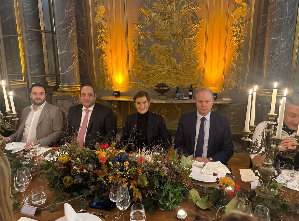 Brnabić posetu Parizu počela radnom večerom sa Kerkentzesom i Trokazom