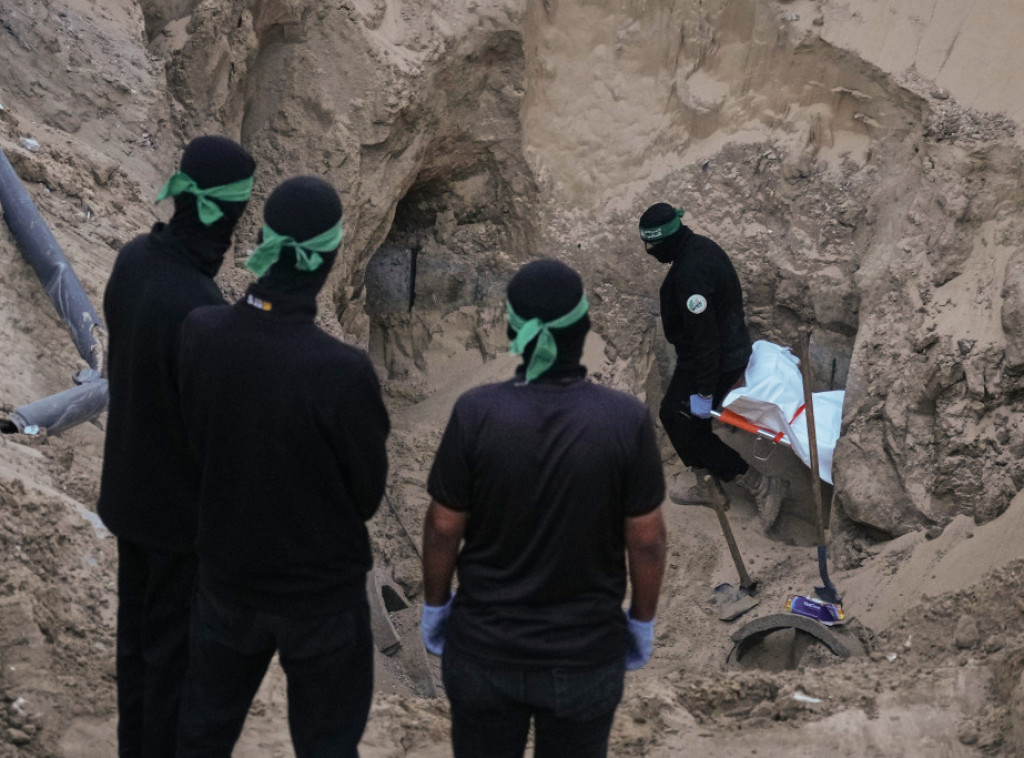 Hamas objavio imena dvojice preminulih izraelskih talaca čija su tela pronađena danas