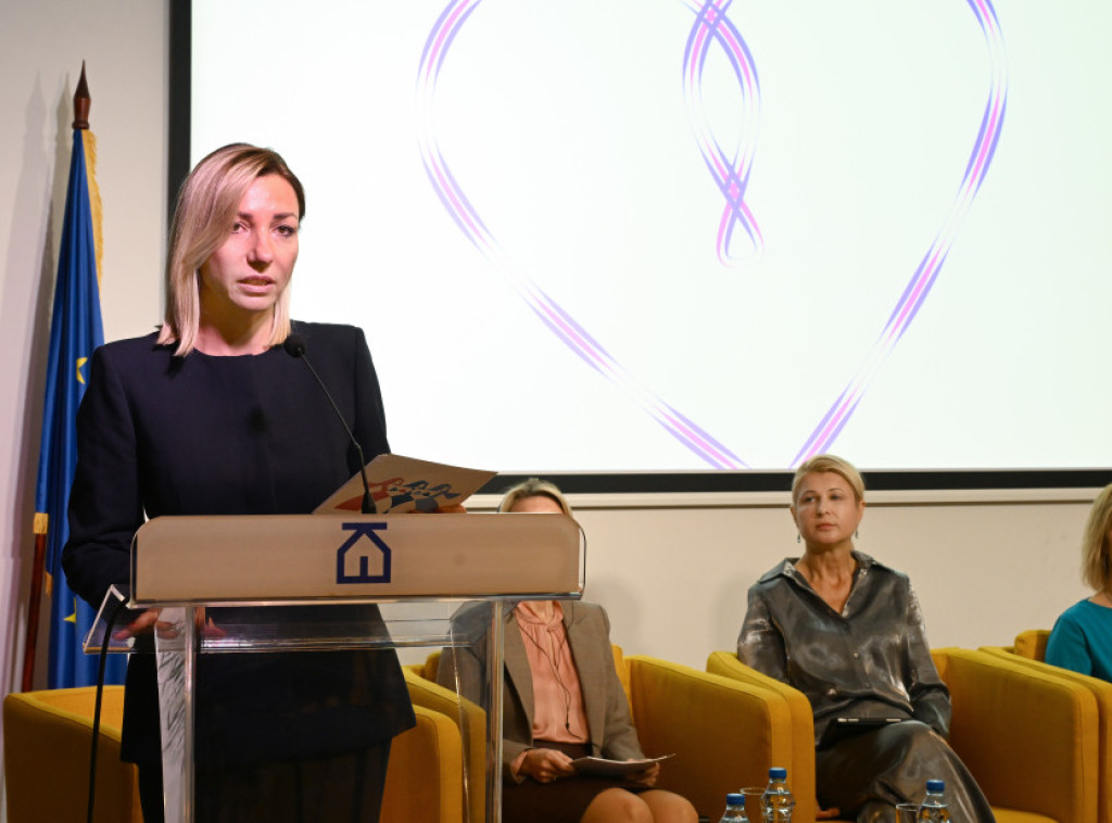 Tatjana Macura: Postoji politička volja za donošenje zakona "roditelj-negovatelj"