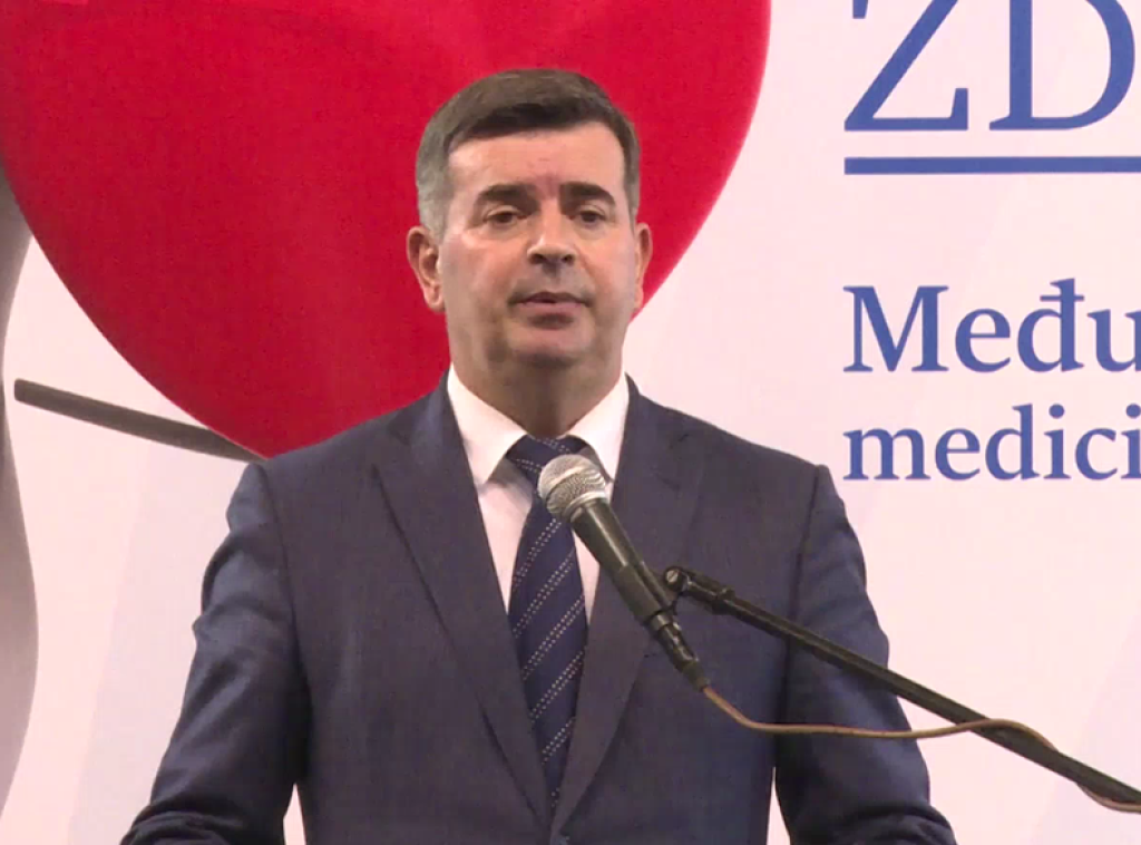 Mirsad Đerlek otvorio Međunarodni sajam medicine i stomatologije "Medident"