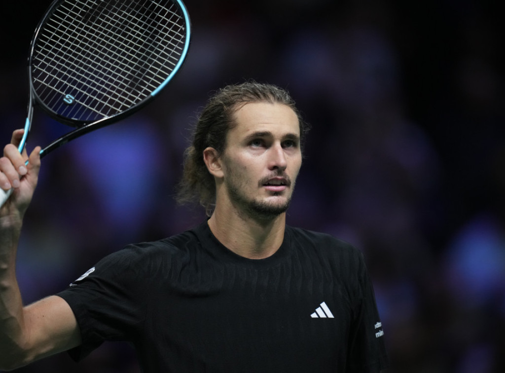 Siner, Zverev i Davidovič Fokina u osmini finala mastersa u Parizu