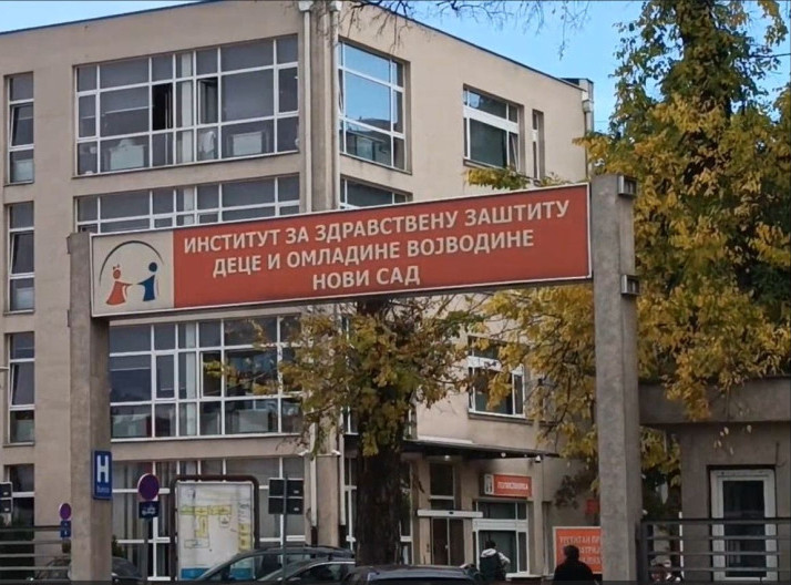 Dečja bolnica u Novom Sadu: Petoro dece povređeno u nesreći od danas na kućnom lečenju