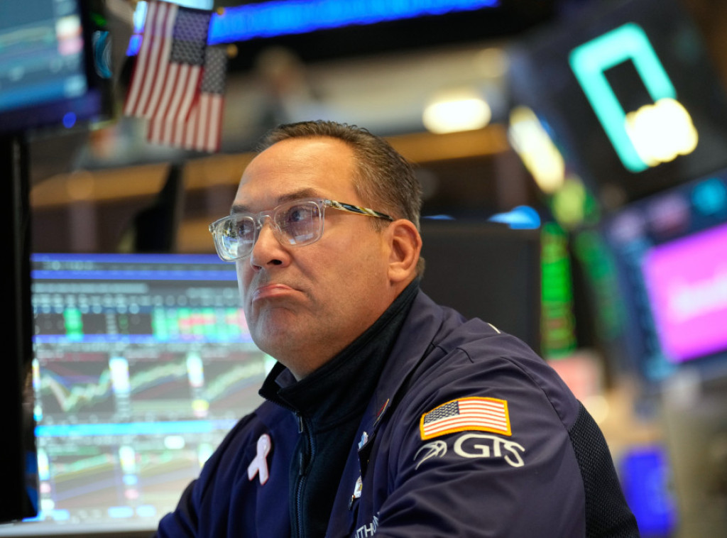 Američke akcije varirale nakon izveštaja tehnoloških giganata i susreta Trampa i Sija