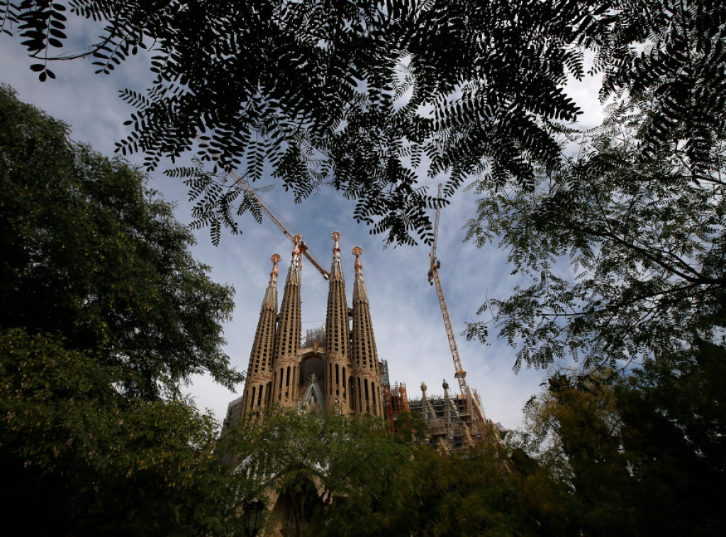 Barselona povećava turističku taksu na do 15 evra po noći zbog stambene krize