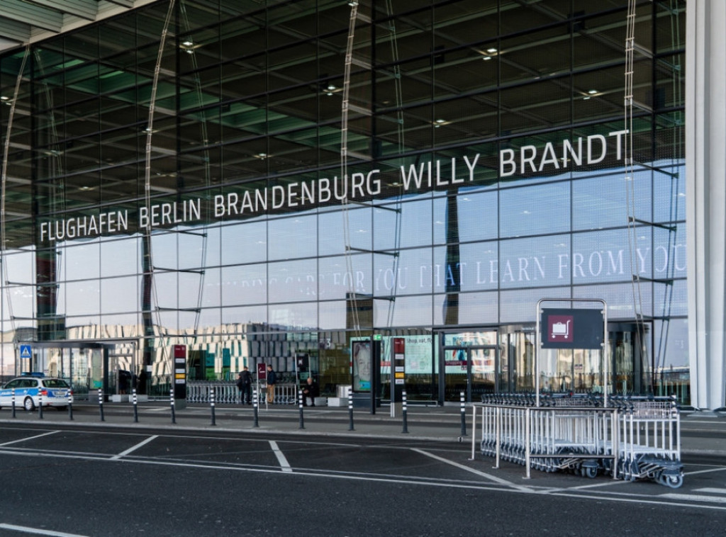 Dron u blizini Berlinskog aerodroma izazvao prekid saobraćaja