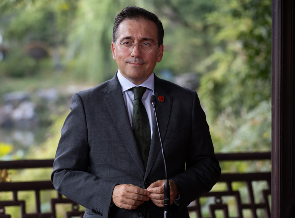 Albares: Španija odbila učešće na sastancima o Ormuzu, Madrid za deeskalaciju