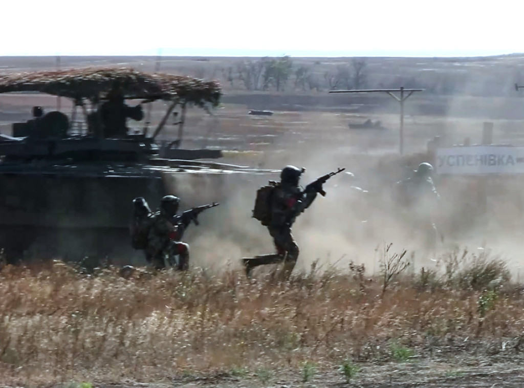 Rusija tvrdi da su opkoljene ukrajinske trupe u Pokrovsku počele da se predaju