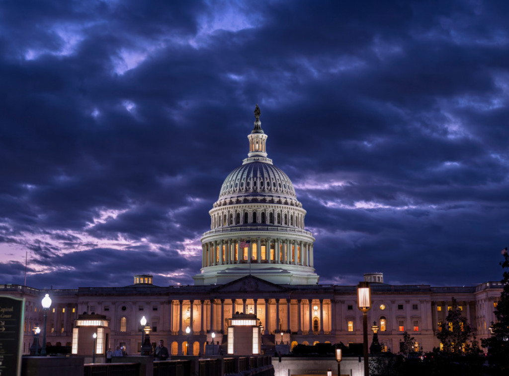 Anketa: Sve više Amerikanaca zabrinuto zbog uticaja bokade rada vlade na ekonomiju SAD