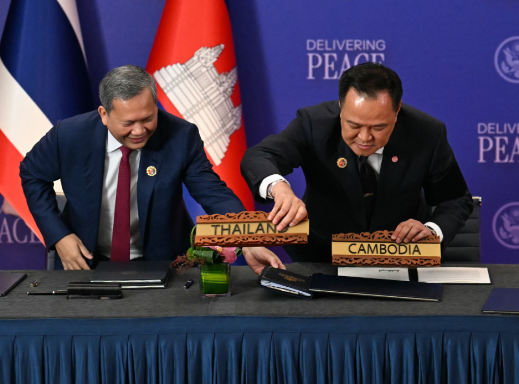 Tajland i Kambodža počinju povlačenje teškog naoružanja sa granice