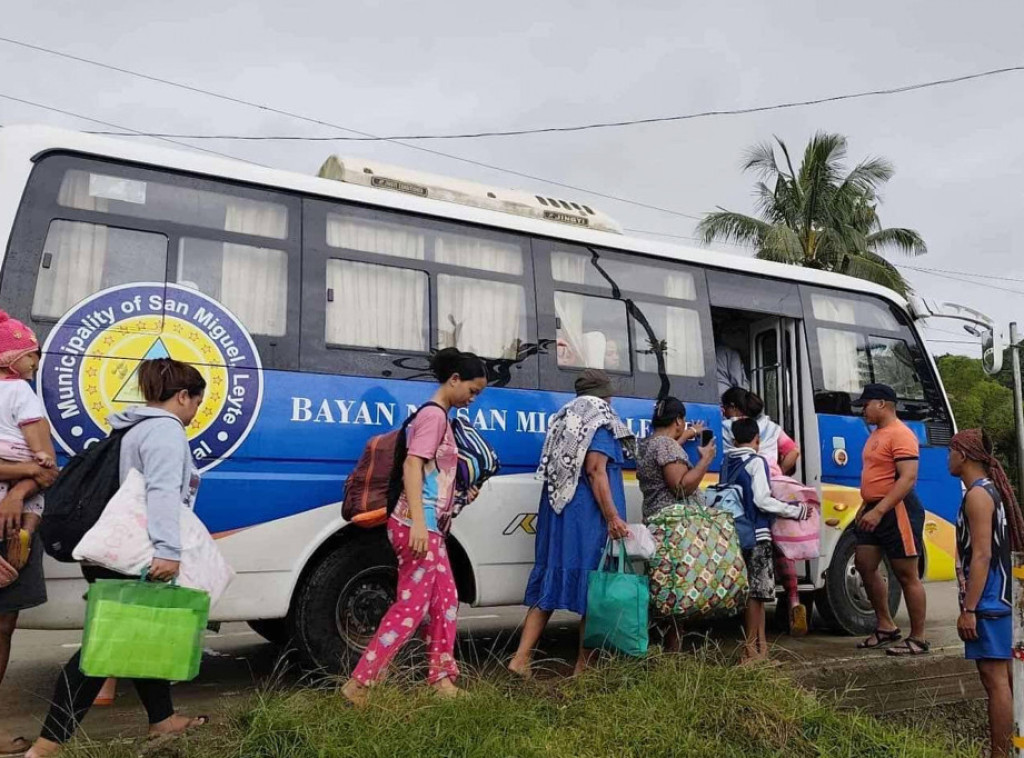 Filipini: Naredba za evakuaciju više desetina hiljada ljudi zbog tajfuna Kalmaegi