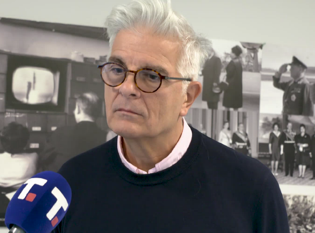 Nebojša Krstić: Sinoćno nasilje ispred Skupštine nije slučajno, već je organizovano i planirano