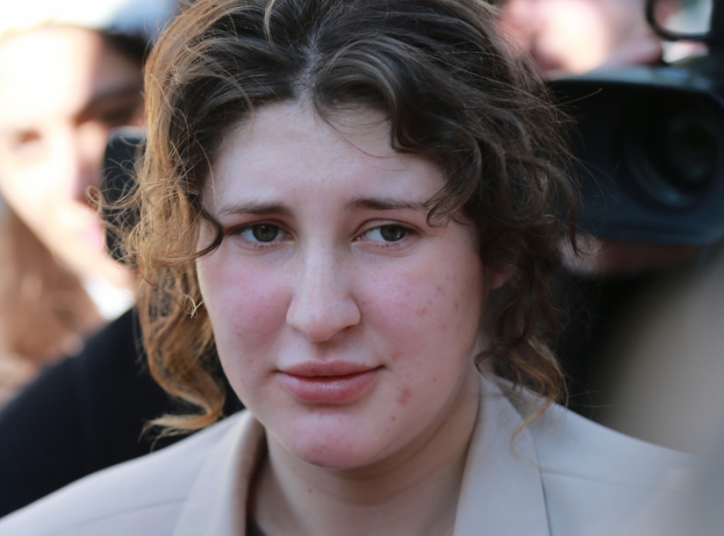 Gruzija: Britanska tinejdžerka puštena iz zatvora posle priznanja krivice