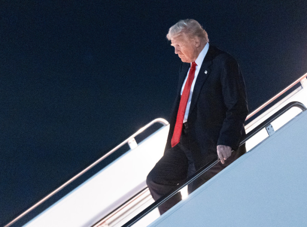 Tramp kritikovao demokrate zbog zastoja u radu vlade SAD