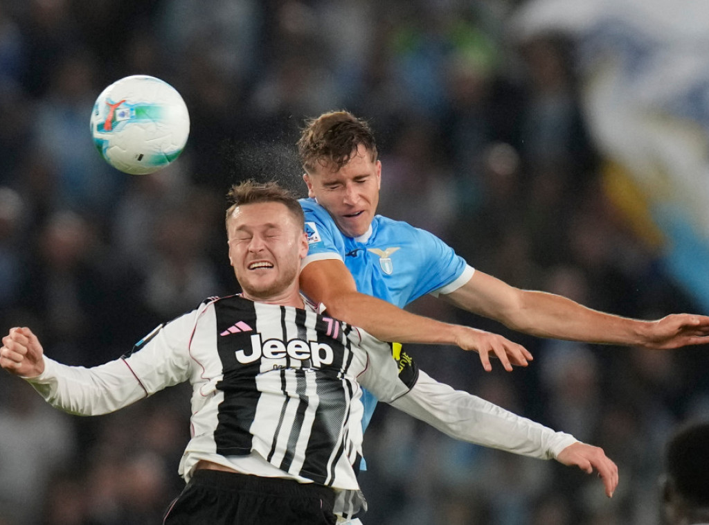 Fudbaleri Lacija pobedili Kaljari u 10. kolu Serije A