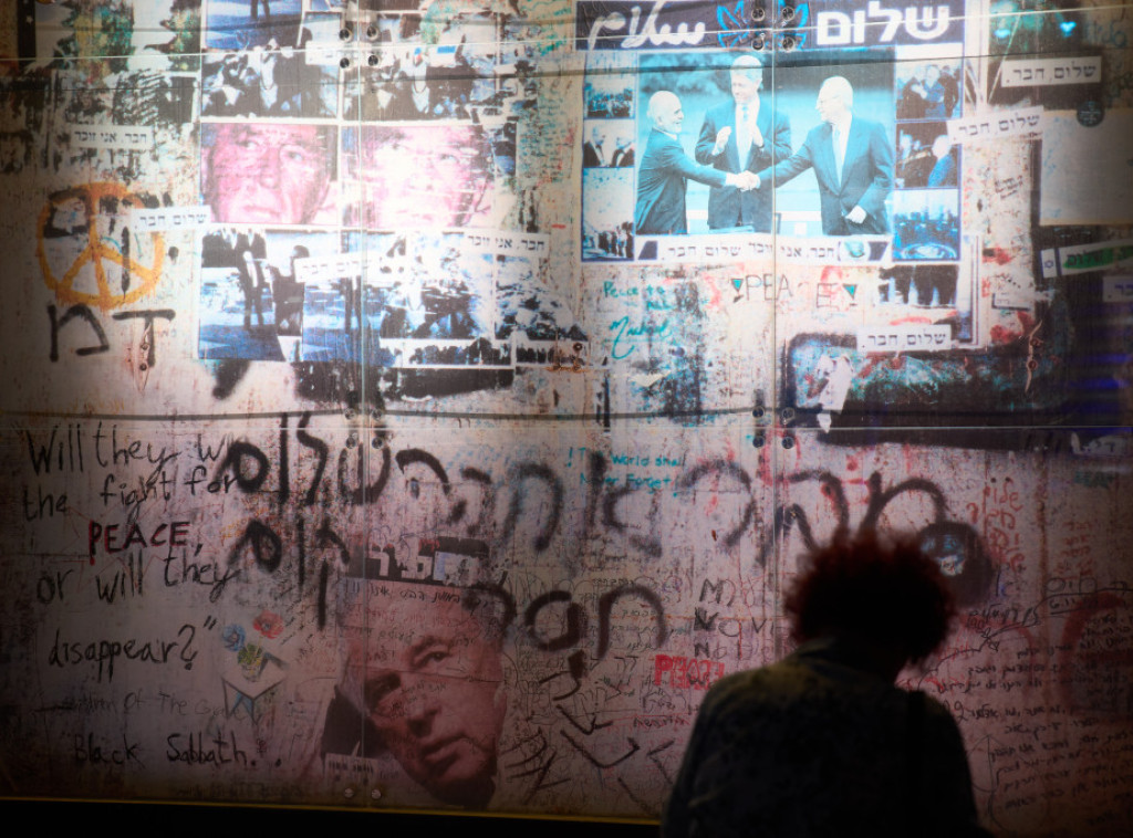 Jicak Rabin premijer Izraela i dobitnik Nobelove nagrade ubijen pre tačno 30 godina