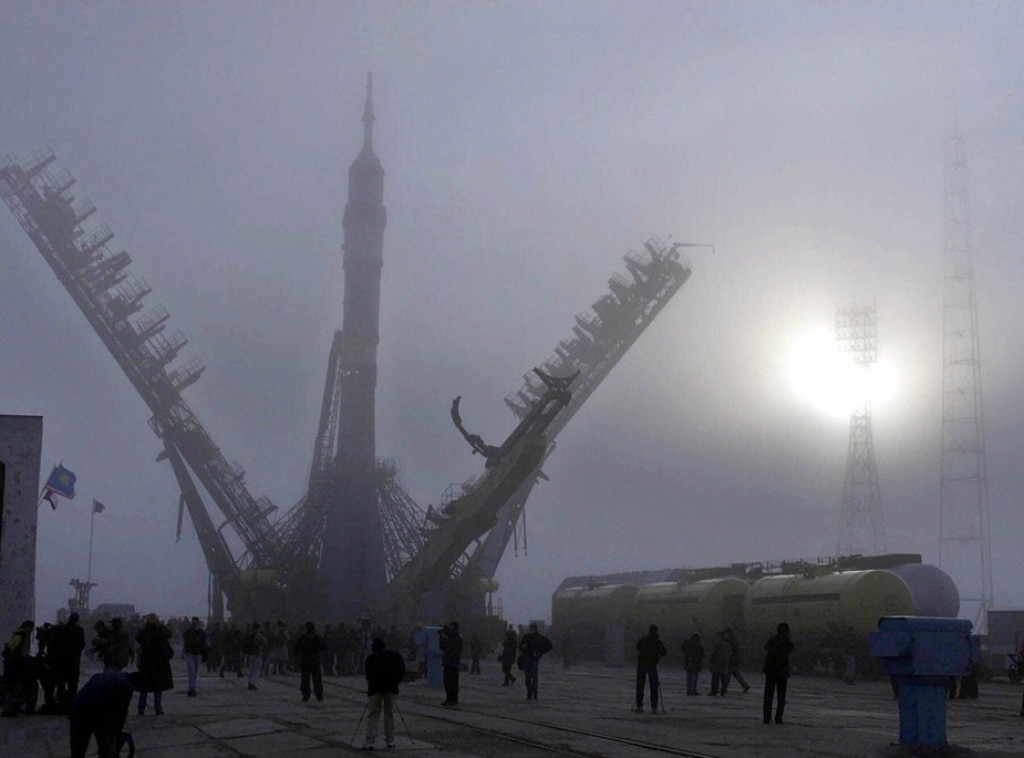 Kina odlaže povratak misije "šendžou-20"