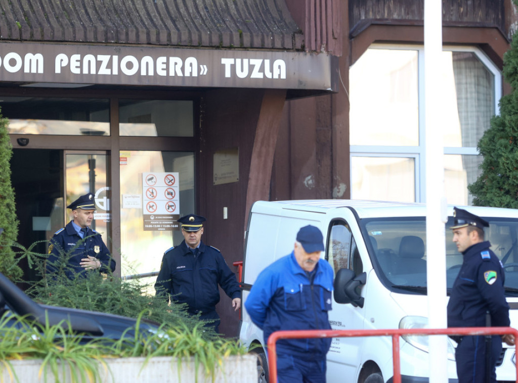 U požaru u Tuzli smrtno stradalo 11 osoba, 35 zatražilo lekarsku pomoć; Dr Umihanić: Pet pacijenata u teškom stanju