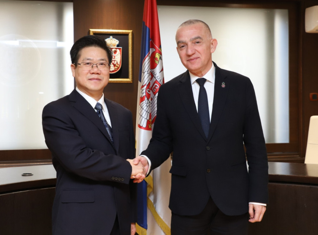 Ministar pravde Nenad Vujić primio delegaciju najviših kineskih sudova iz provincije Hubei