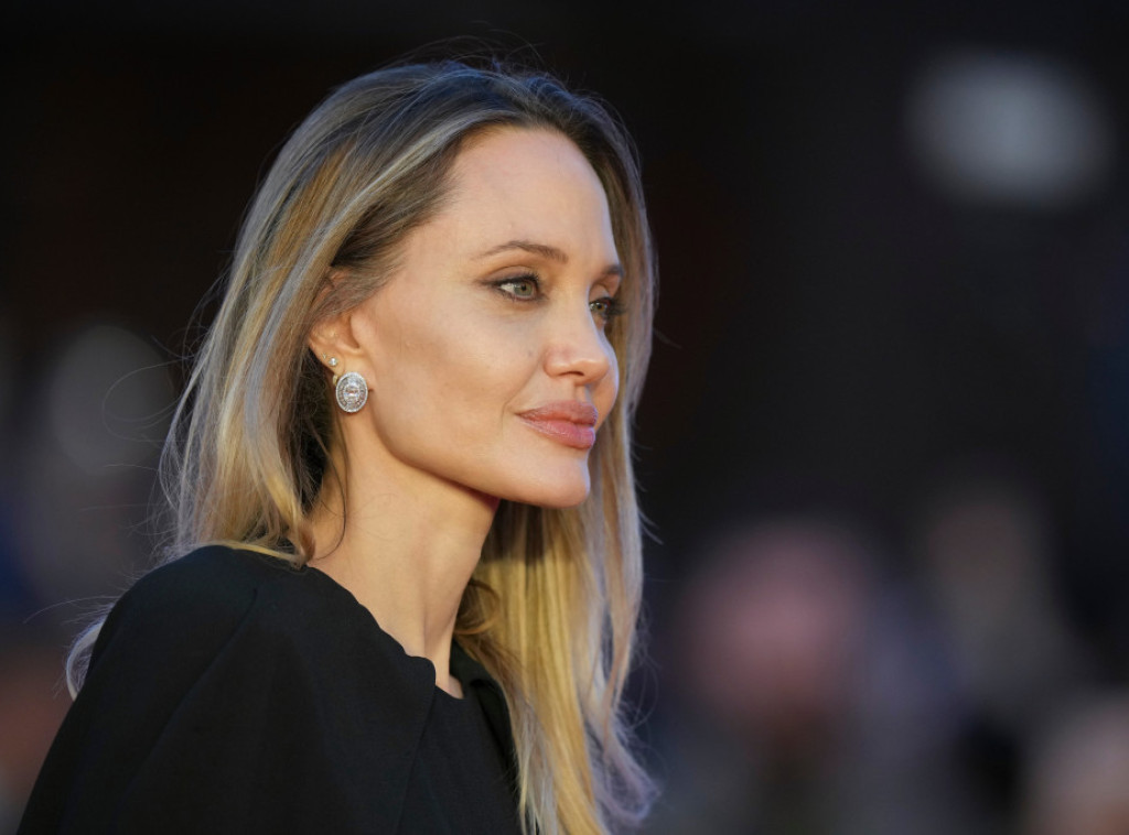 Bogdanov: Američka glumica Anđelina Džoli posetila Herson