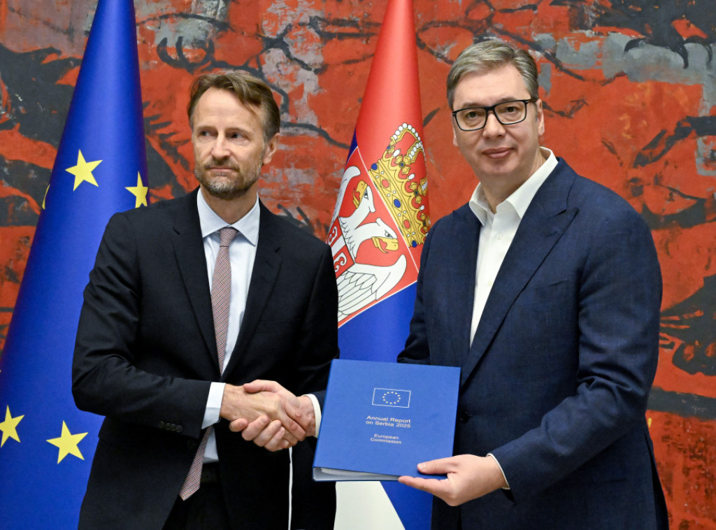 Andreas fon Bekerat uručio Vučiću godišnji Izveštaj Evropske komisije o napretku Srbije
