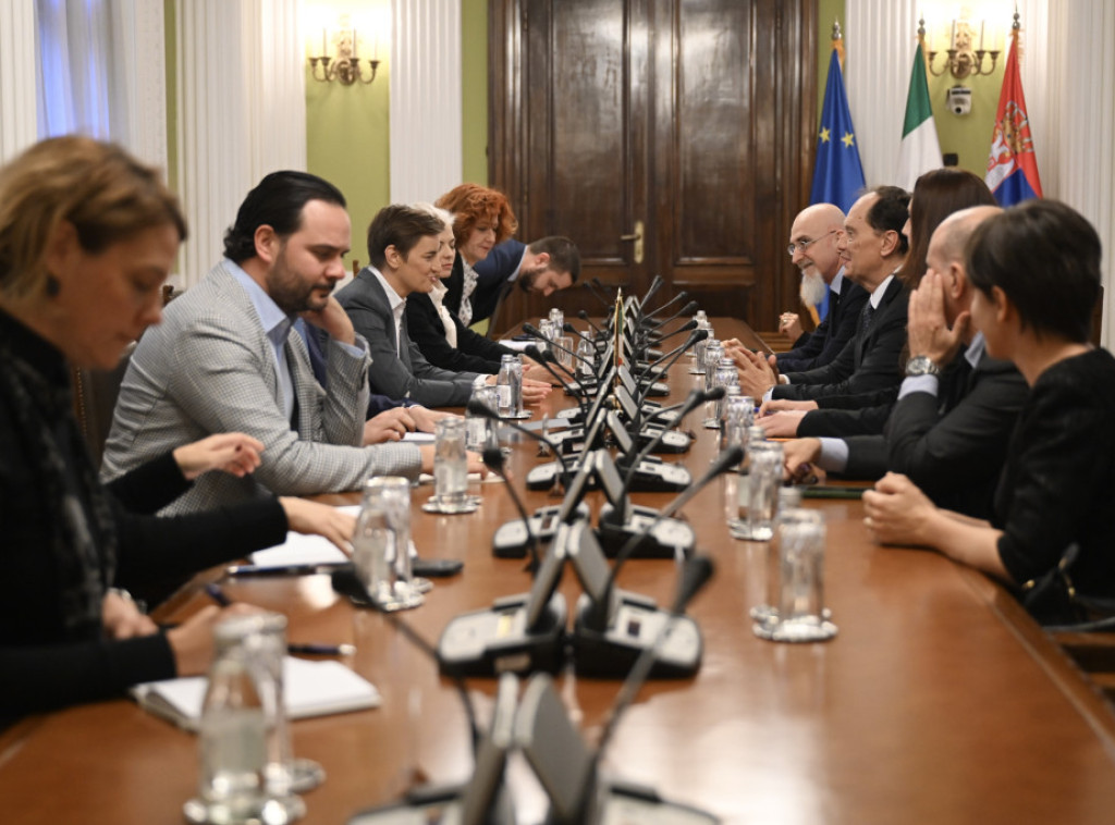 Ana Brnabić zahvalila Čirijaniju na podršci Italije evropskom putu Srbije