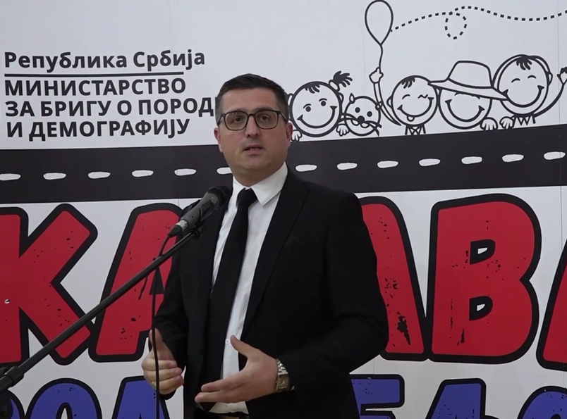 "Karavan roditeljstva - porodica u srcu" održan u Negotinu