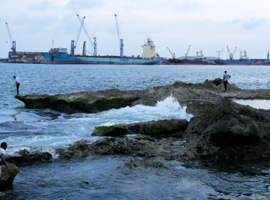 Pirati napali brod pod malteškom zastavom u Somaliji, posada bezbedna
