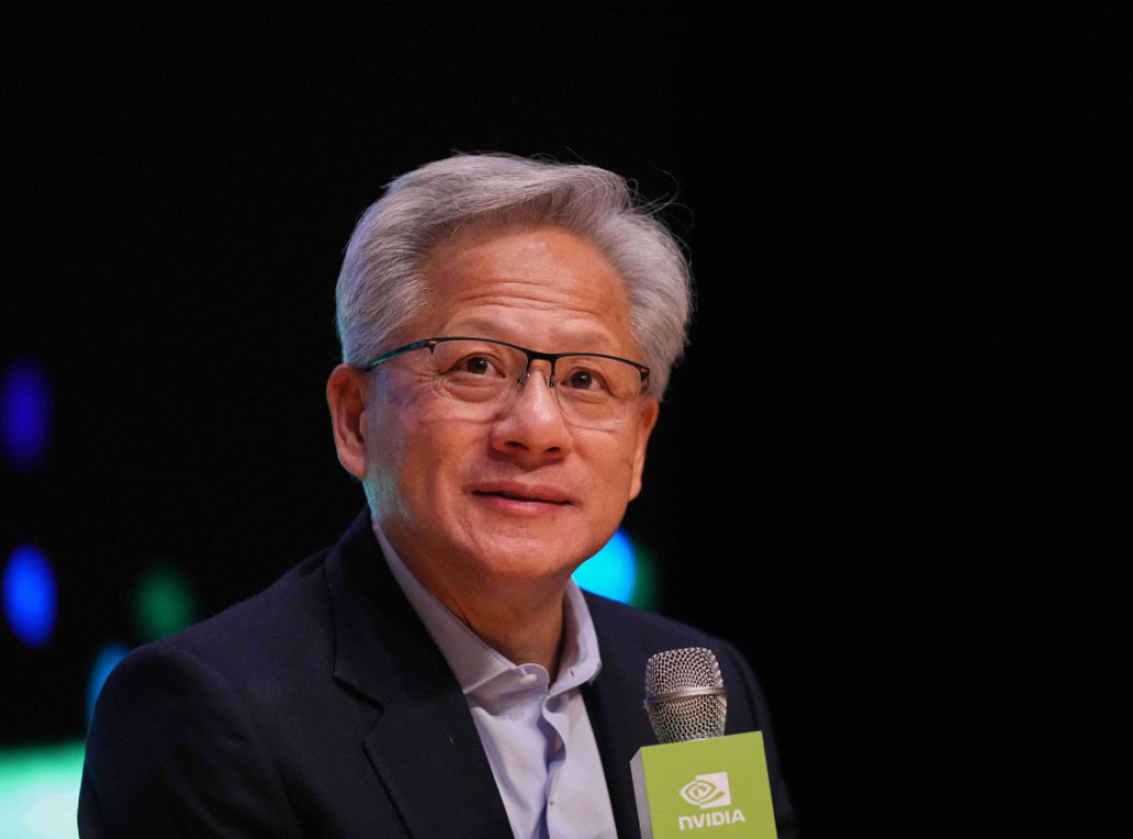 Džensen Hvang: Envidija ne vodi pregovore o isporukama "blekvel" čipova Kini