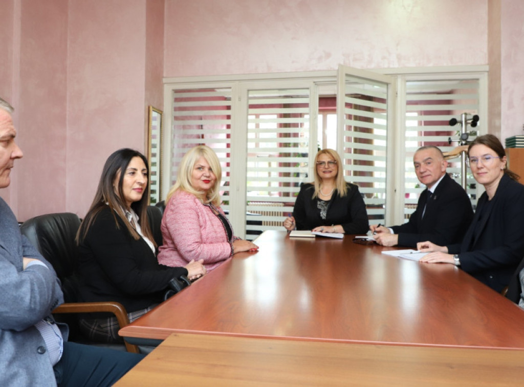 Nenad Vujić razgovarao sa predstavnicima pravosudnih organa u Kraljevu o daljim planovima u pravosuđu