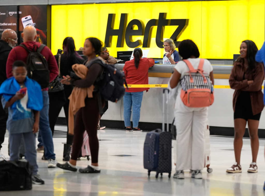 Po naredbi FAA u SAD otkazano stotine letova, zbog obustave rada vlade