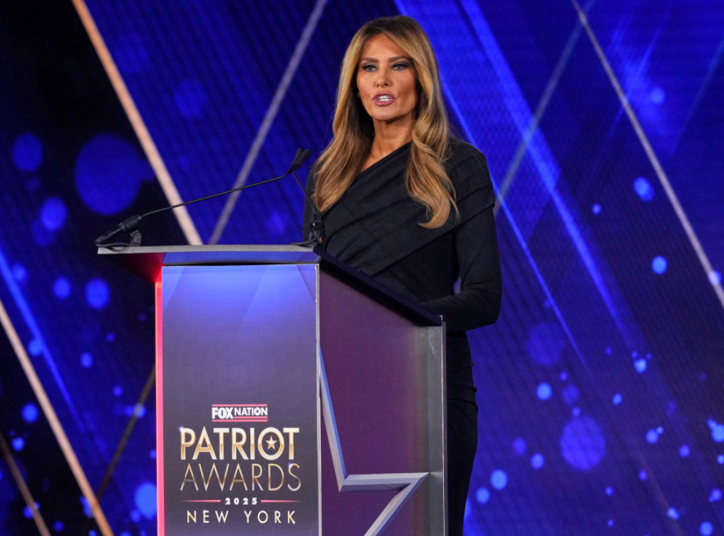 Prva dama SAD Melanija Tramp proglašena "Patriotom godine"