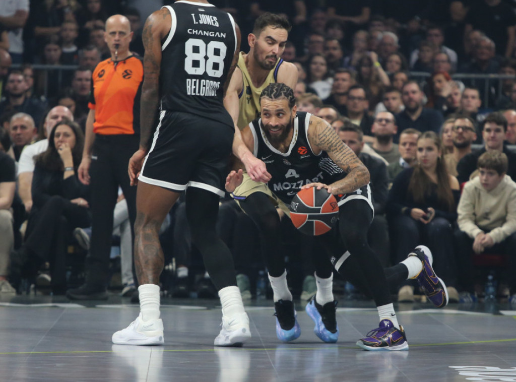 Košarkaši Partizana "stali" u finišu i poraženi od Olimpijakosa u Atini