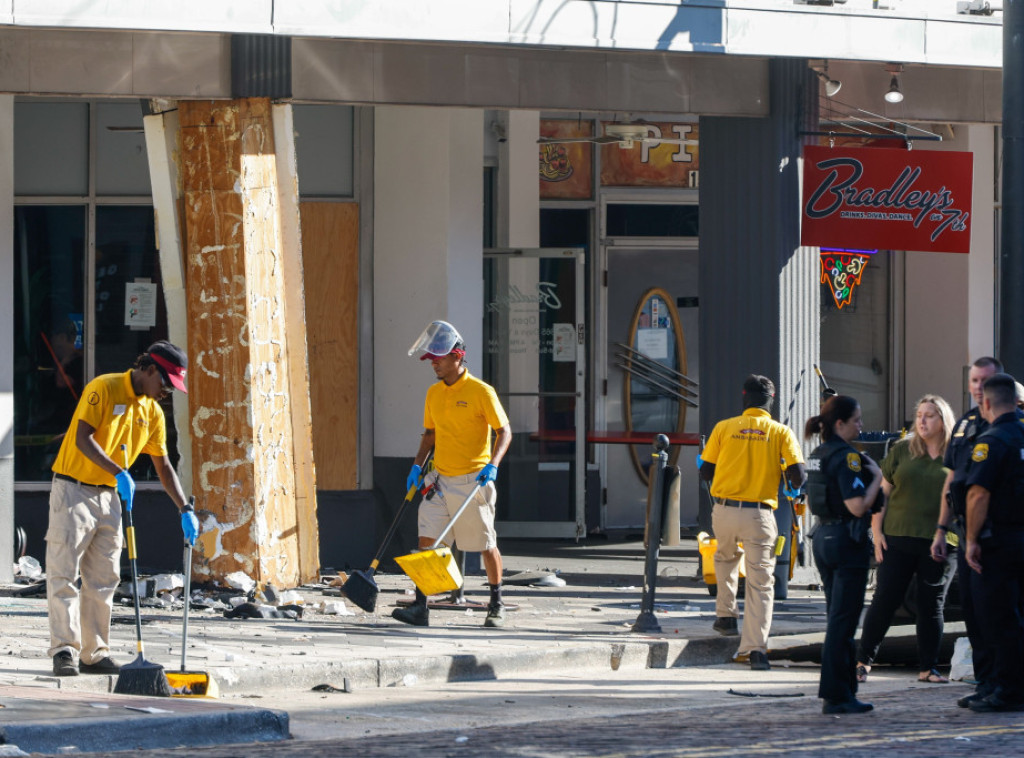 Navodni ulični trkač udario u grupu ljudi u Tampi, četvoro poginulo, 11 povređeno
