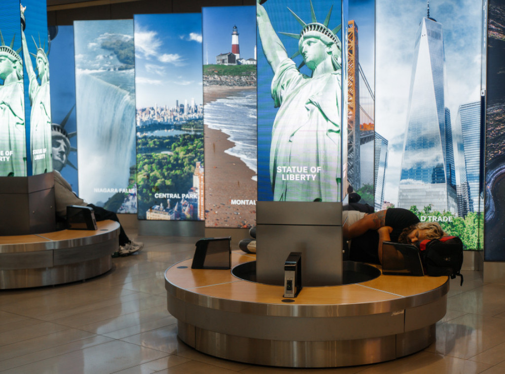 Američke avio-kompanije otkazale 1.330 letova drugog dana ograničenja letova