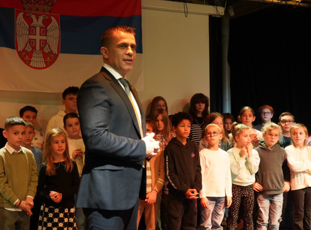 Đorđe Milićević otvorio manifestaciju "Povežimo se znanjem" u Roterdamu