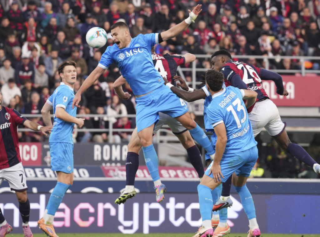 Fudbaleri Napolija poraženi u Bolonji, remi Đenove i Fiorentine u Seriji A
