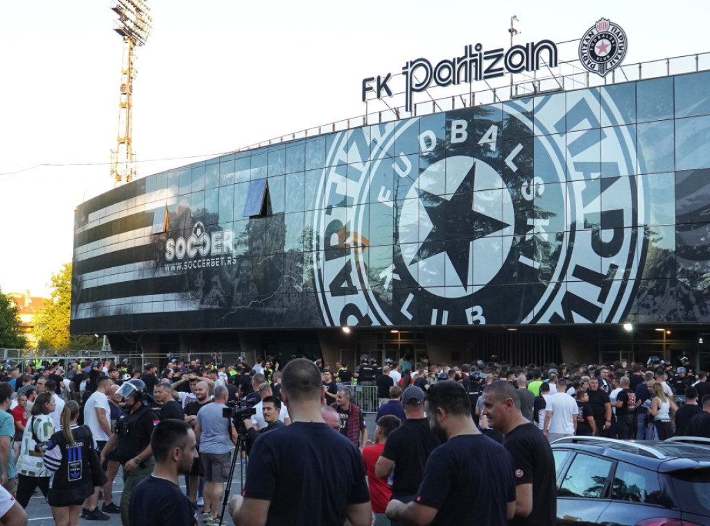 Fudbaleri Partizana bolji od Novog Pazara u Humskoj, na pauzu sa prvog mesta