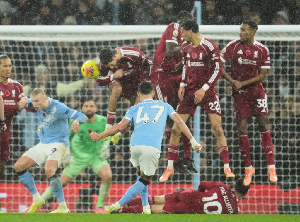 Fudbaleri Mančester Sitija ubedljivo savladali Liverpul u derbiju Premijer lige