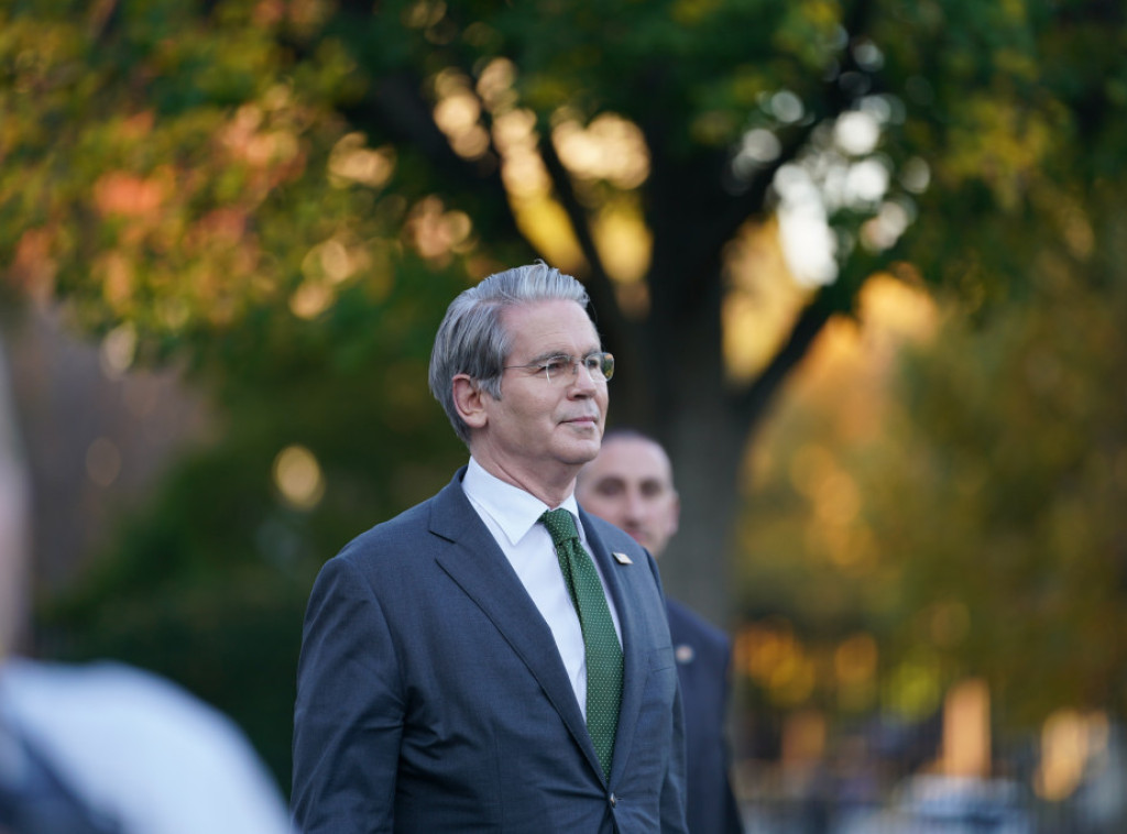 Skot Besent: Nema zvaničnog plana da se ukine Obamaker i novac direktno da građanima