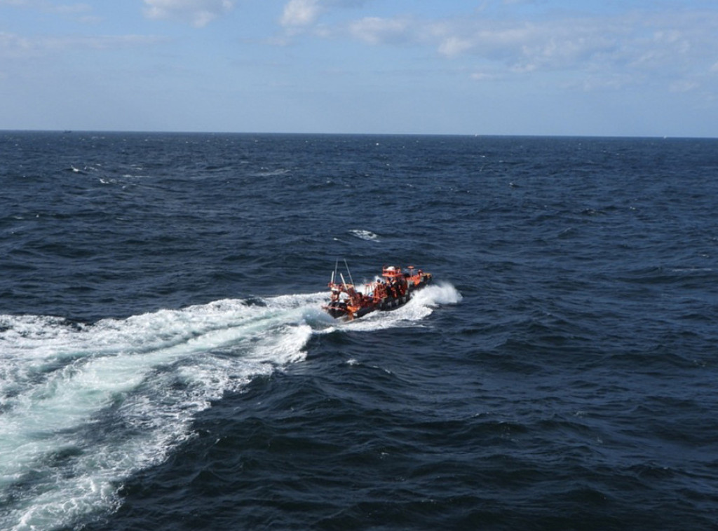 Kineski brod se prevrnuo kod obale Južne Koreje, devet osoba se vodi kao nestalo