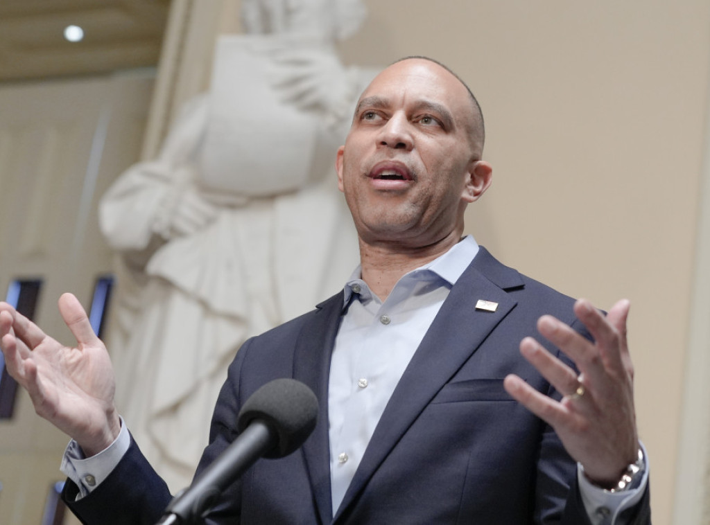 Džefriz: Demokrate će 2026. ponovo preuzeti kontrolu nad Predstavničkim domom