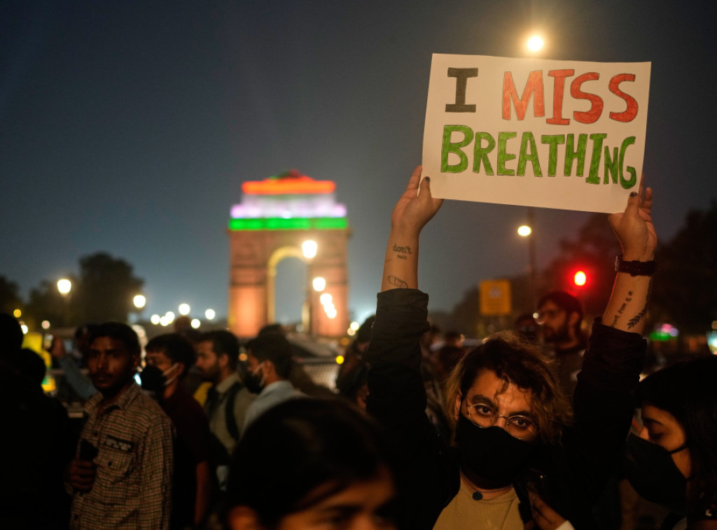 Nju Delhi: Stotine ljudi protestovale protiv sve većeg zagađenja vazduha