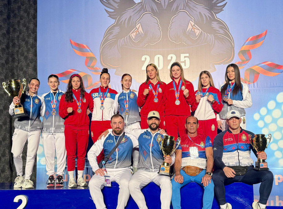 Srpske bokserke Sara Ćirković i Sanja Mitić osvojile zlatne medalje na Evropskom prvenstvu