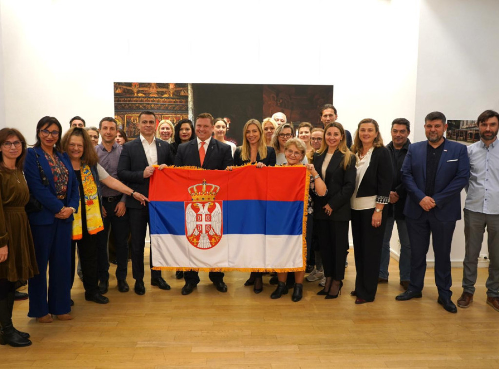 Đorđe Milićević u Parizu razgovarao sa srpskom zajednicom o njihovom položaju i jačanju veza sa maticom