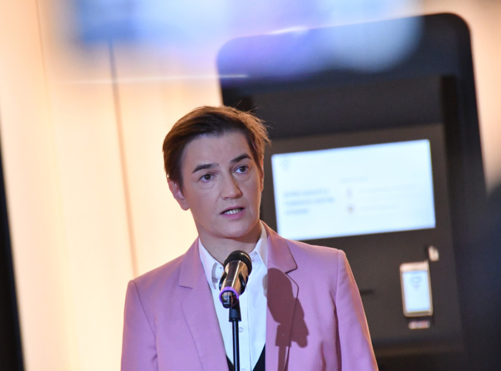 Ana Brnabić: Vučić neće dozvoliti da ljudi ostanu bez posla, blokaderi pokazuju licemerje