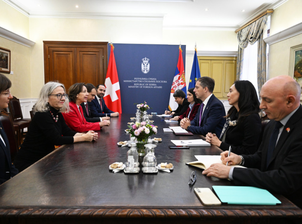 Marko Đurić razgovarao sa Andreom Zaks Rauberom o jačanju saradnje i partnerstva između Srbije i Švajcarske