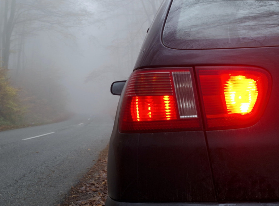 JP"Putevi Srbije": Svi putevi prohodni, ali magla na većini deonica u Srbiji smanjuje vidljivost