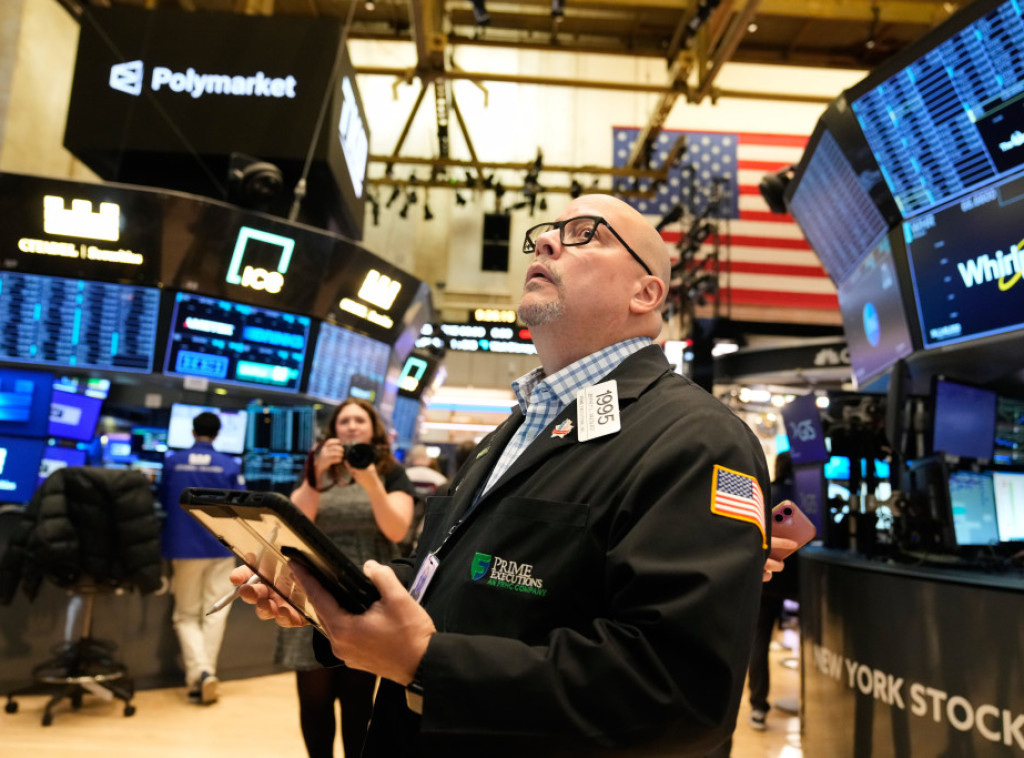 Američke akcije u minusu podstaknute ponovnim padom vrednosti tehnoloških kompanija