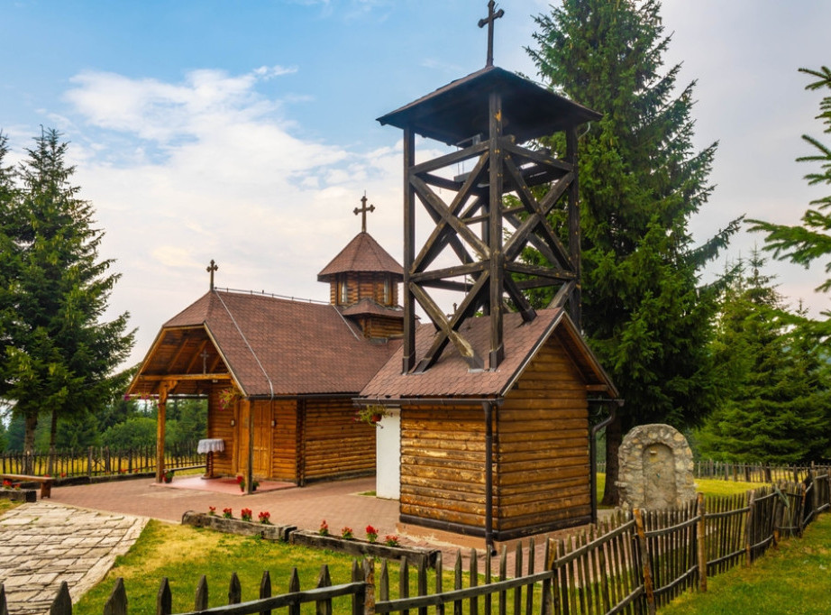 Srpska pravoslavna crkva danas slavi dan Svetih Vrača Kozme i Damjana